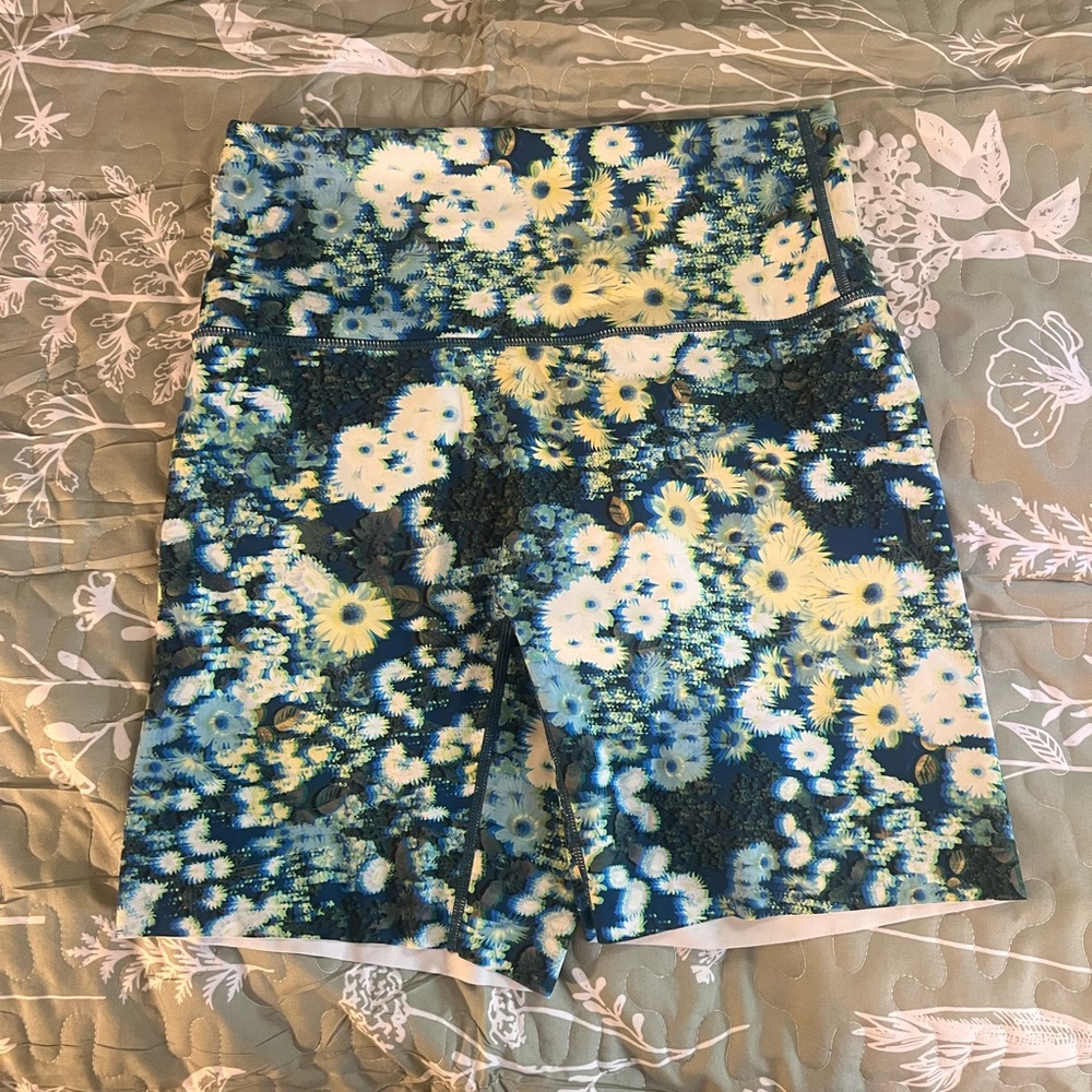 Size L aerie floral bike shorts